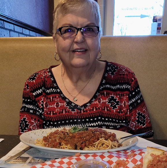 Meet your Posher, Dianne - Picture 2 of 4